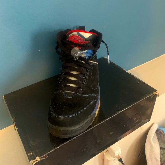 NIKE AIR JORDAN RETRO BLACK RED BLUE SIZE 10.5 - Picture 2 of 9